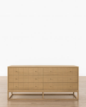 Huxton Dresser