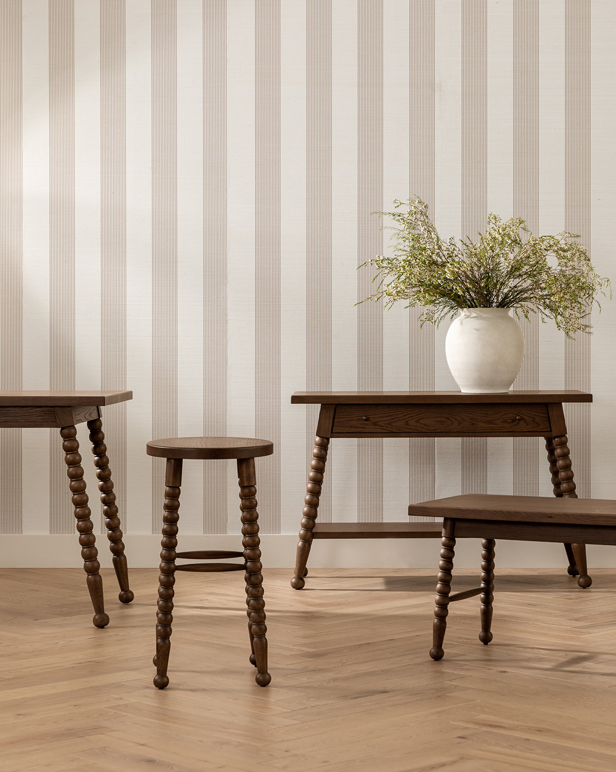Heathcliff Desk