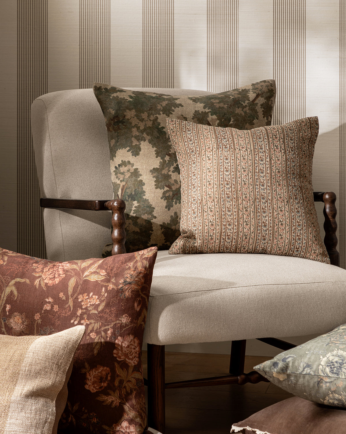 Lucetta Pillow Cover
