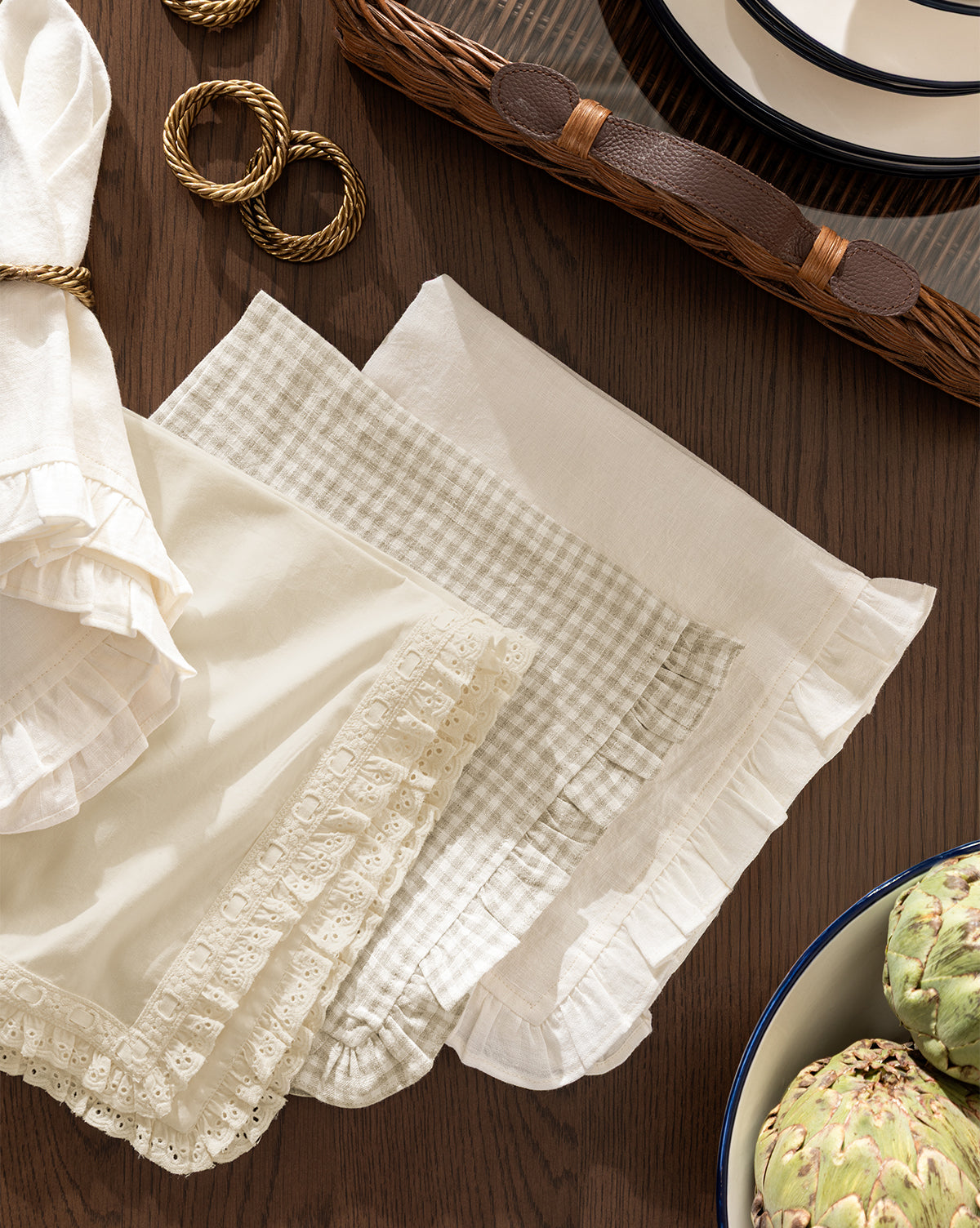 Lace Trim Napkins (Set of 4)