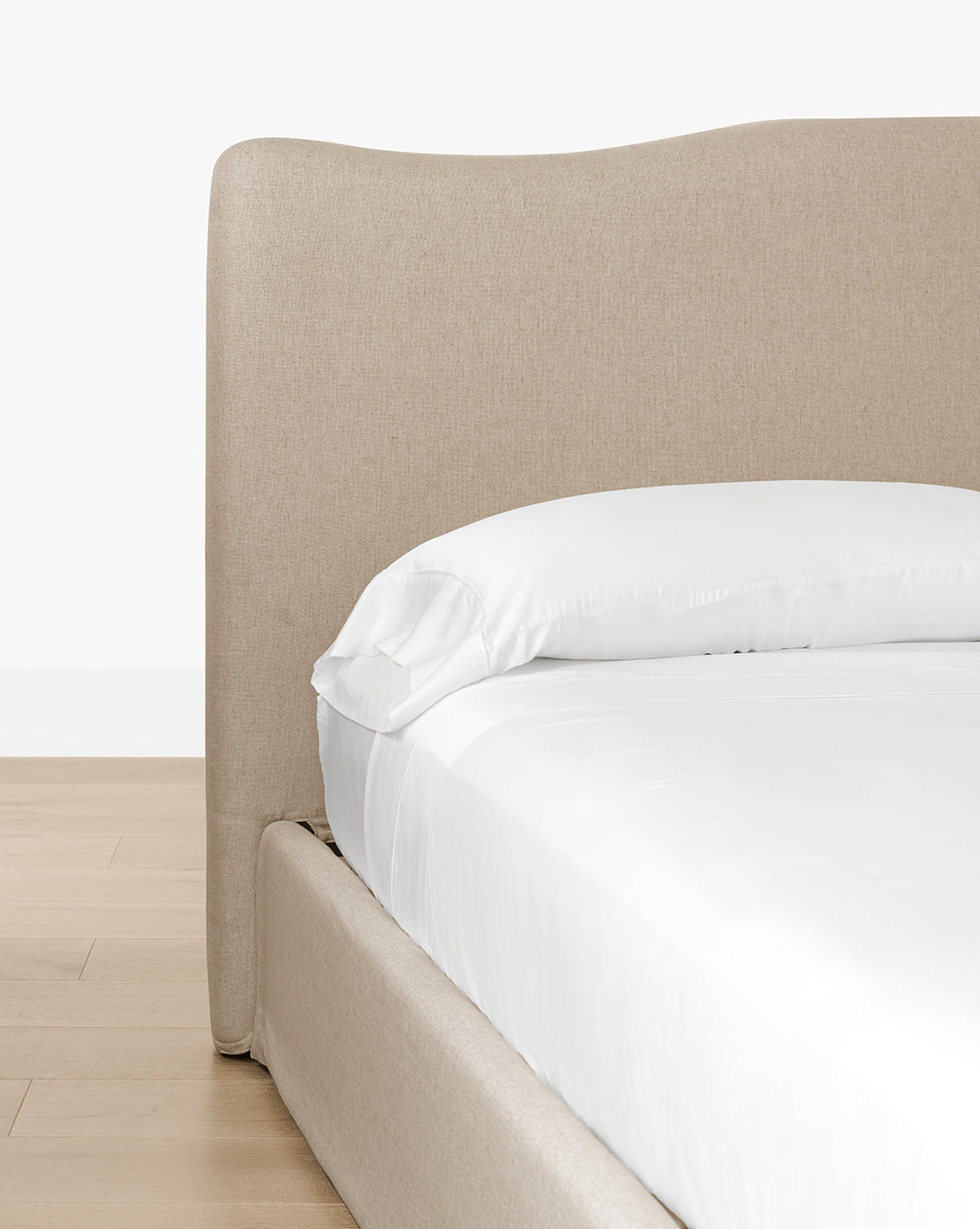 Henrietta Bed (Ready to Ship)
