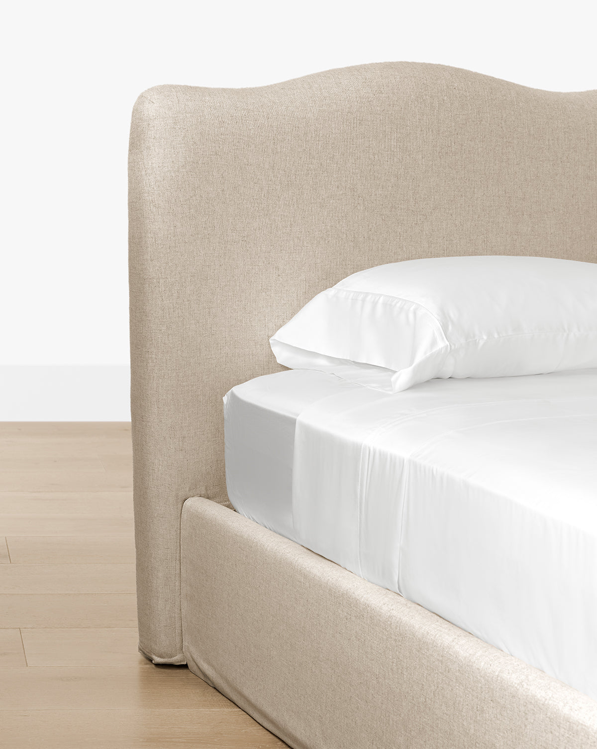 Henrietta Bed (Ready to Ship)