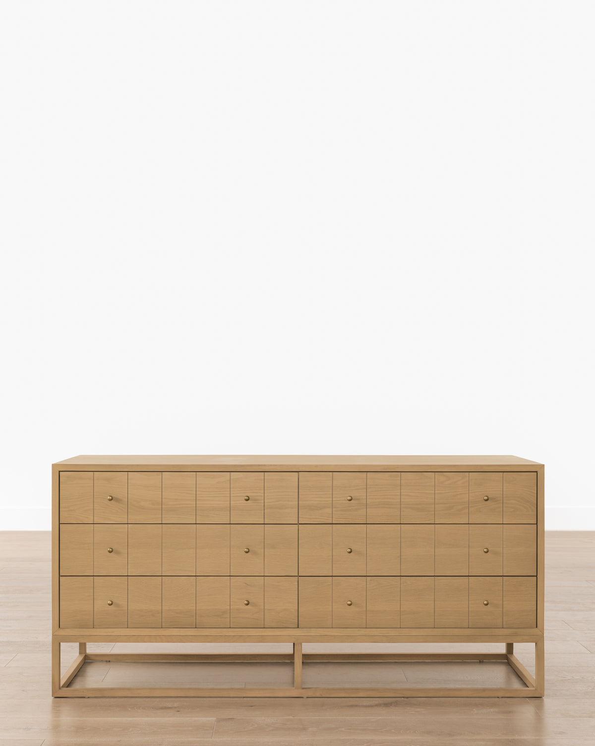 Huxton Dresser