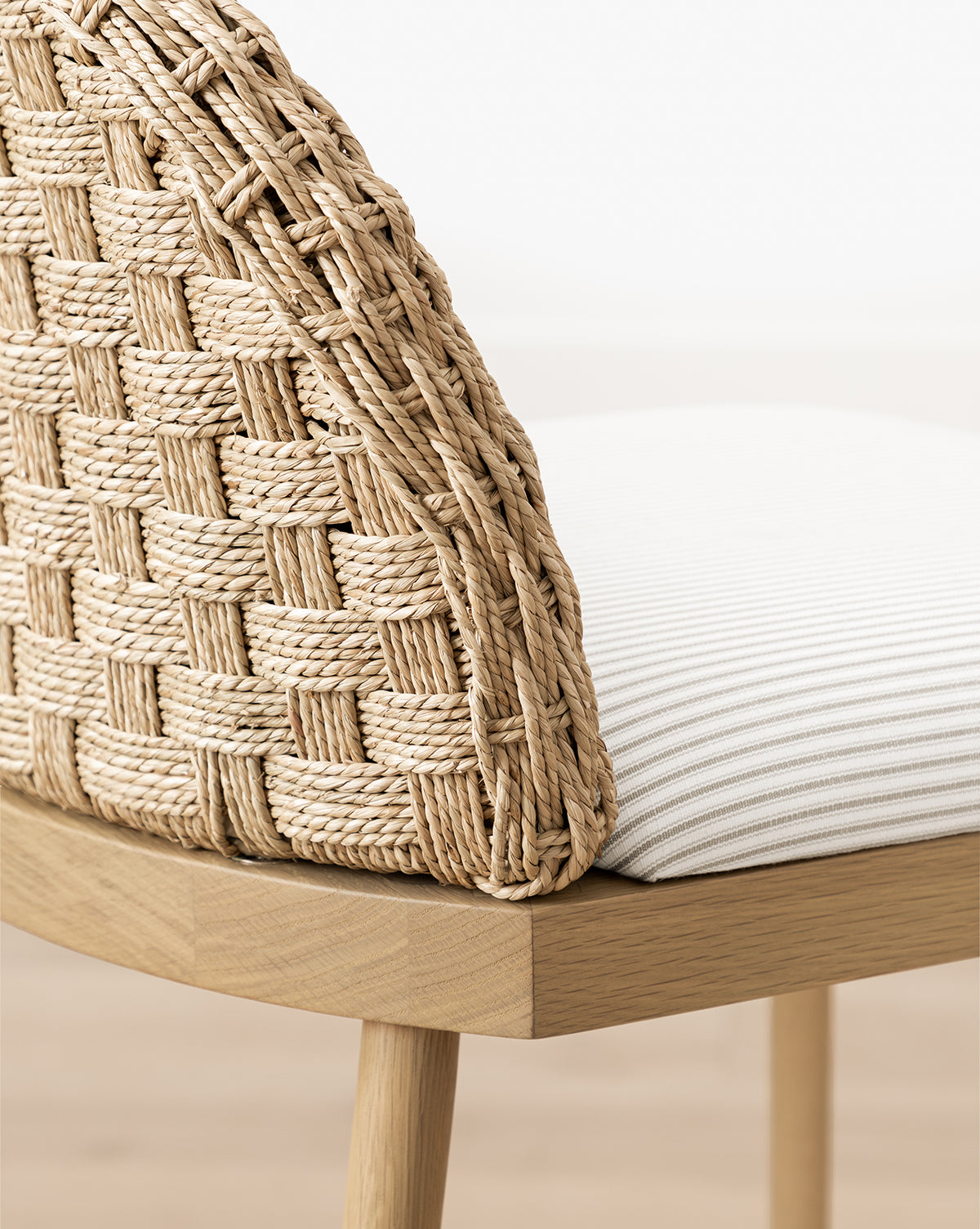 Molly Stool