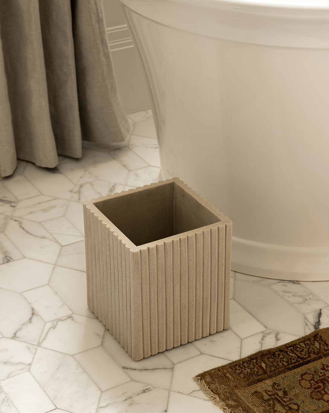 Prentiss Waste Bin